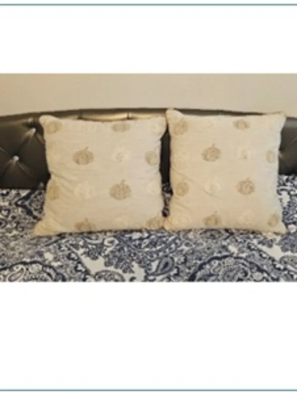 2 Down Filled Pillow Pillows Off White Knitted Pumpkin Pumpkins Autumn Fall EUC
